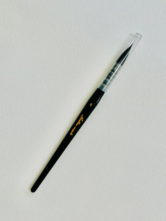 Size 4 Professional Watercolor Brush.
